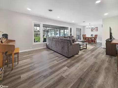 308 3rd Ave NE, Hampton, IA 50441 photo 22