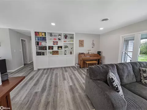 308 3rd Ave NE, Hampton, IA 50441 photo 23