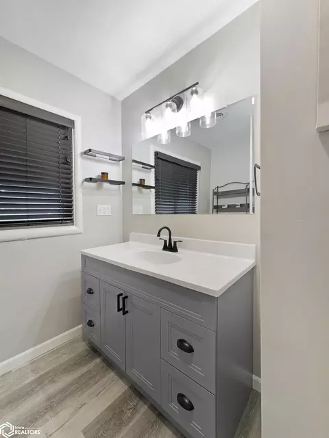 308 3rd Ave NE, Hampton, IA 50441 photo 40