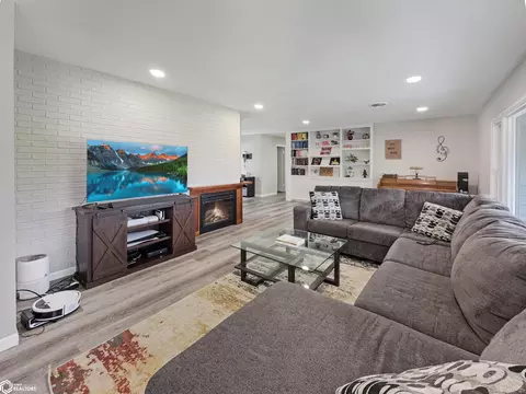 308 3rd Ave NE, Hampton, IA 50441 photo 21