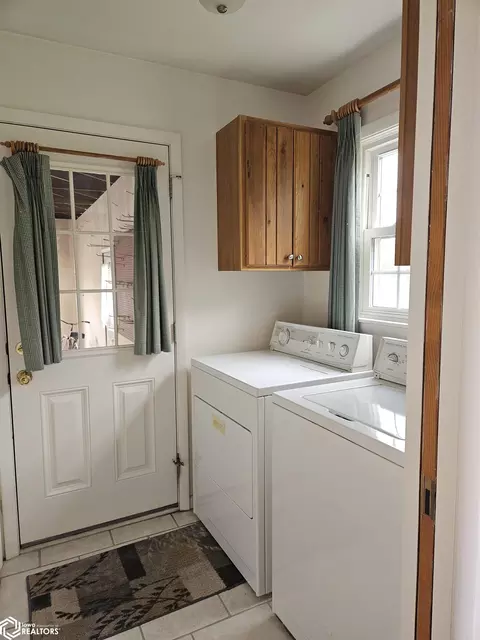 Other - 302 Hillcrest Dr, Hamilton, IL 62341 photo 1 of 7