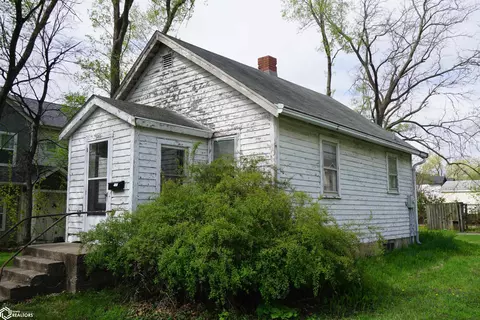 301 Washington Ave, Ames, IA 50010 photo 2