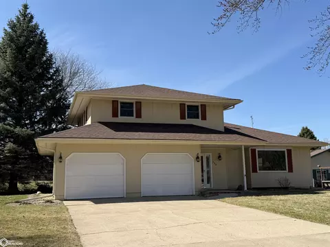 906 11th St SW, Humboldt, IA 50548
