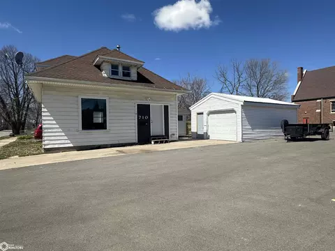 710 Iowa St, Iowa Falls, IA 50126