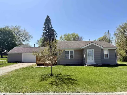 504 Livingston St, Churdan, IA 50050