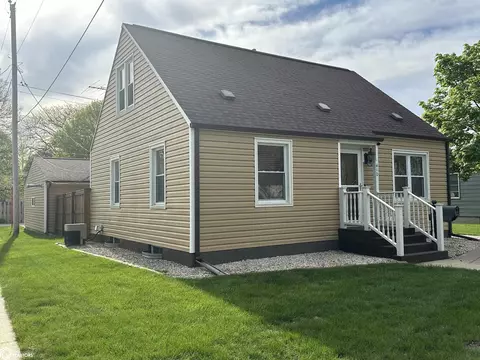 410 School St, Iowa Falls, IA 50126