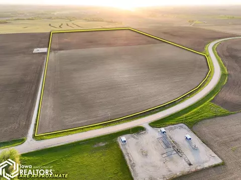 2598 El Paso Ave, Redfield, IA 50233