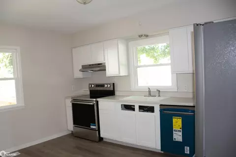 Kitchen - 318 E 3rd St, Carroll, IA 51401 photo 3 of 3