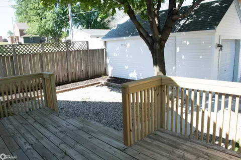 Exterior - 318 E 3rd St, Carroll, IA 51401 photo 2 of 2