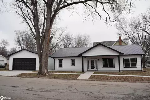 522 11th St, Fort Madison, IA 52627