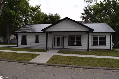 522 11th St, Fort Madison, IA 52627