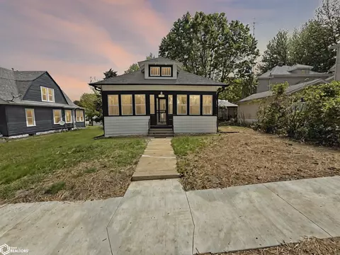 120 S Garfield, Burlington, IA 52601