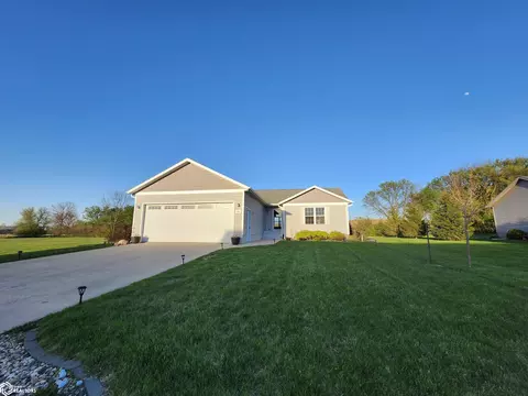 113 Wild Rose Ave, Forest City, IA 50436