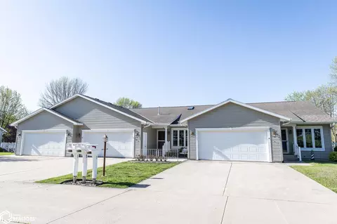 1310 Village Rd #A2, Clear Lake, IA 50428