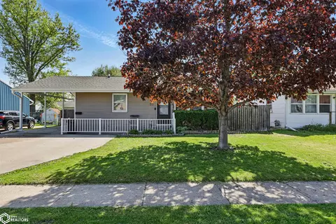 201 N 12th Ave, Marshalltown, IA 50158