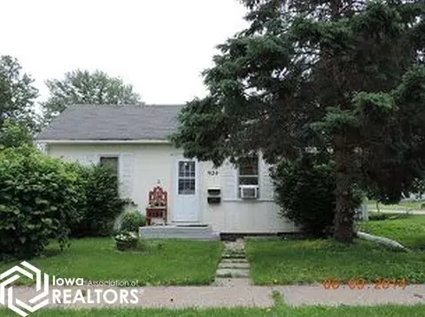 924 S 10 Ave, Marshalltown, IA 50158