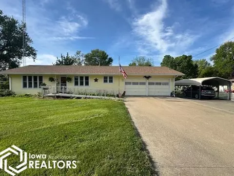 520 E Walnut, Centerville, IA 52544 photo 2