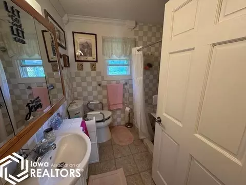 520 E Walnut, Centerville, IA 52544 photo 13