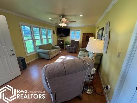 520 E Walnut, Centerville, IA 52544 photo 10