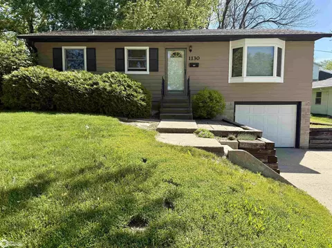 1130 Forest St, Carroll, IA 51401