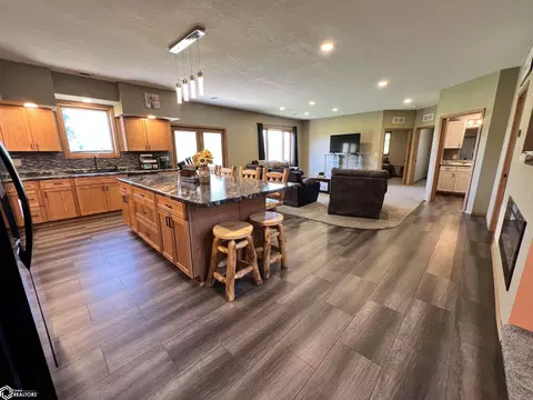 809 NE 7th St, Leon, IA 50144 photo 21