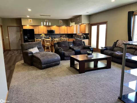 809 NE 7th St, Leon, IA 50144 photo 32
