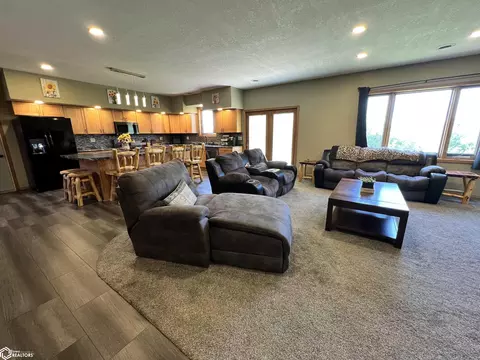 809 NE 7th St, Leon, IA 50144 photo 33