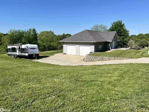 809 NE 7th St, Leon, IA 50144 photo 11