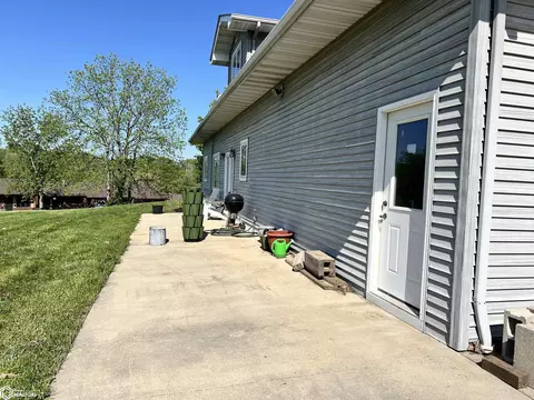 809 NE 7th St, Leon, IA 50144 photo 9