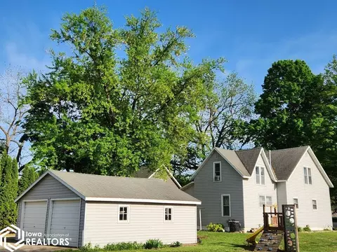 103 Walnut St, Rockwell, IA 50469