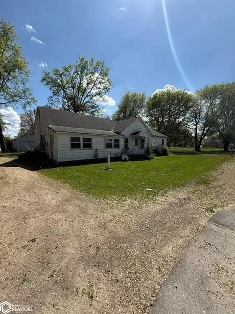 31522 285th St, Gifford, IA 50259