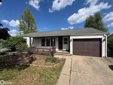 916 S 8th Ave, Marshalltown, IA 50158