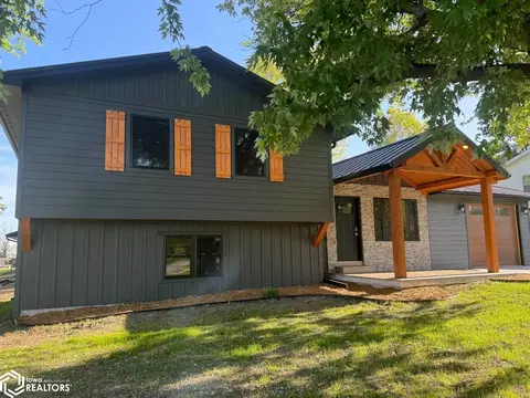 510 2nd St, Shambaugh, IA 51651