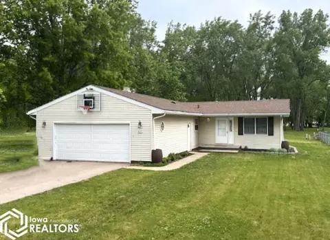 627 Edwards Dr, Ottumwa, IA 52501
