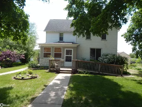 1813 14th Ave, Eldora, IA 50627