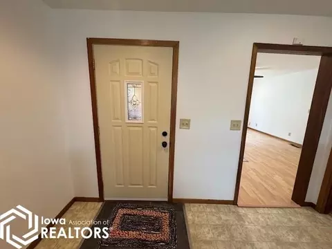 319 E Orch, Centerville, IA 52544 photo 15