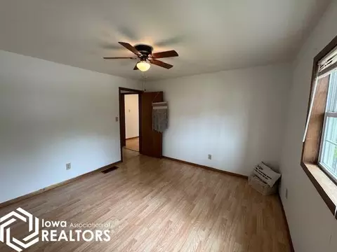 319 E Orch, Centerville, IA 52544 photo 19