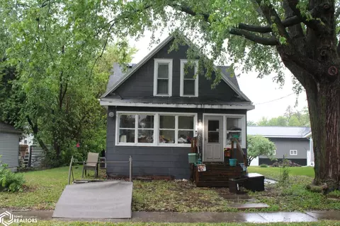 311 14th St NW, Mason City, IA 50401