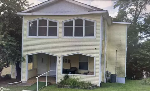506 W 4th St, Ottumwa, IA 52501