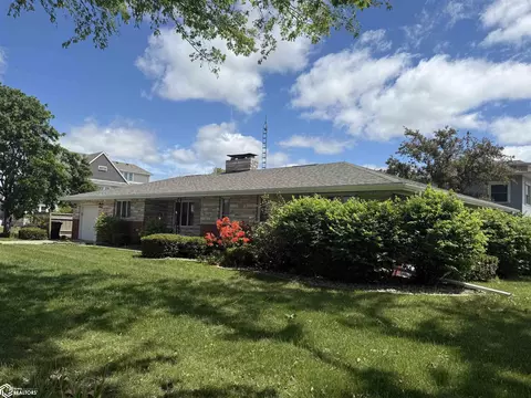 107 SE 4th St, Greenfield, IA 50849