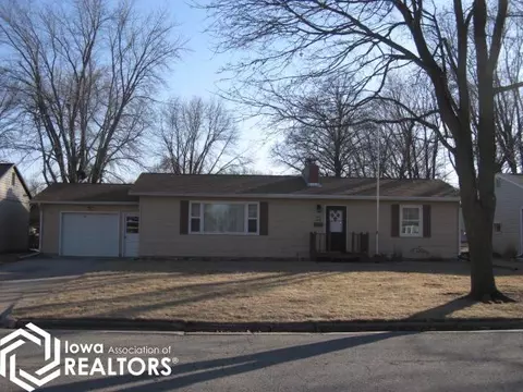 907 3rd Ave NW, Pocahontas, IA 50574
