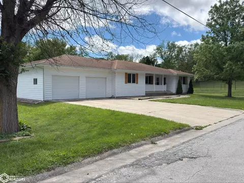 404 W De Voe St, Creston, IA 50801
