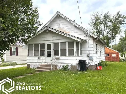 809 Chester Ave, Ottumwa, IA 52501