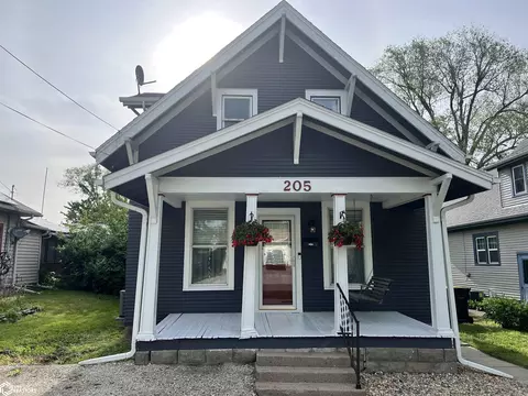 205 N Park St, Osceola, IA 50213