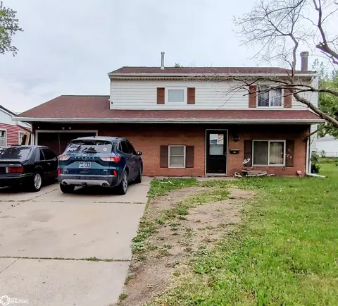 413 N 14th Ave, Marshalltown, IA 50158