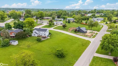 502 Brentwood Pl, Marshalltown, IA 50158