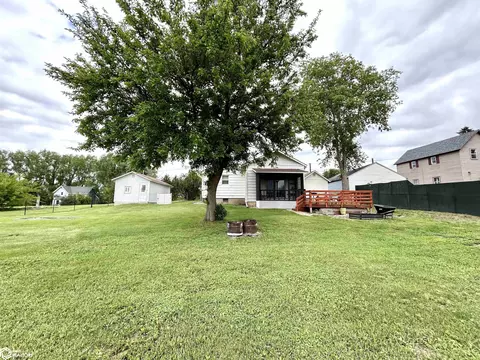 507 Center St, Garwin, IA 50632 photo 24