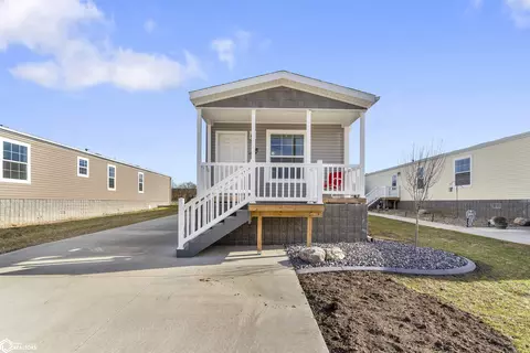 1500 E Linden Apt 114 Dr #114, Mount Pleasant, IA 52641