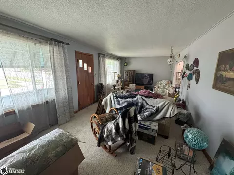 Living - 402 E State St, Centerville, IA 52544 photo 1 of 1