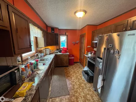 Kitchen - 402 E State St, Centerville, IA 52544 photo 1 of 4